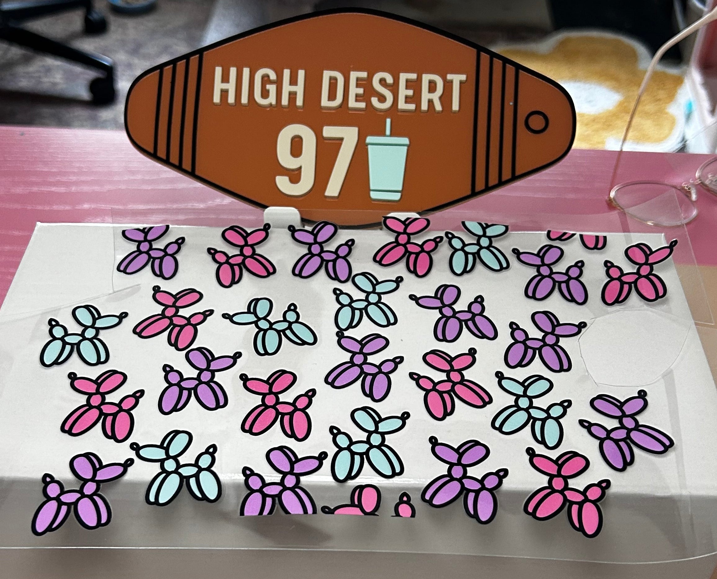 Balloon dogs *missing 2 ~ discounted*